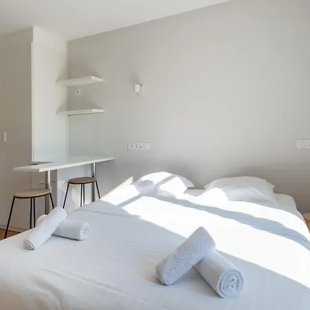 Stylish 2 Bedroom In Casa vacanze Parigi