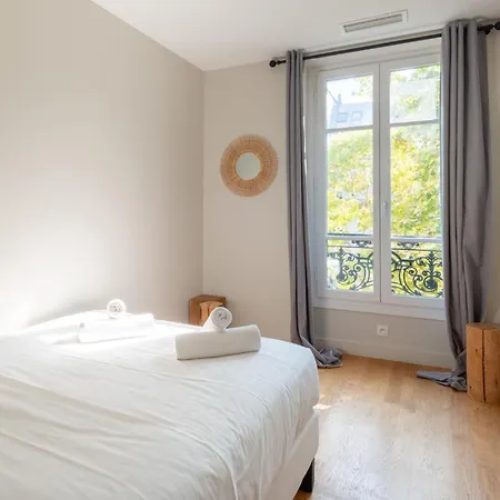 Stylish 2 Bedroom In Parigi
