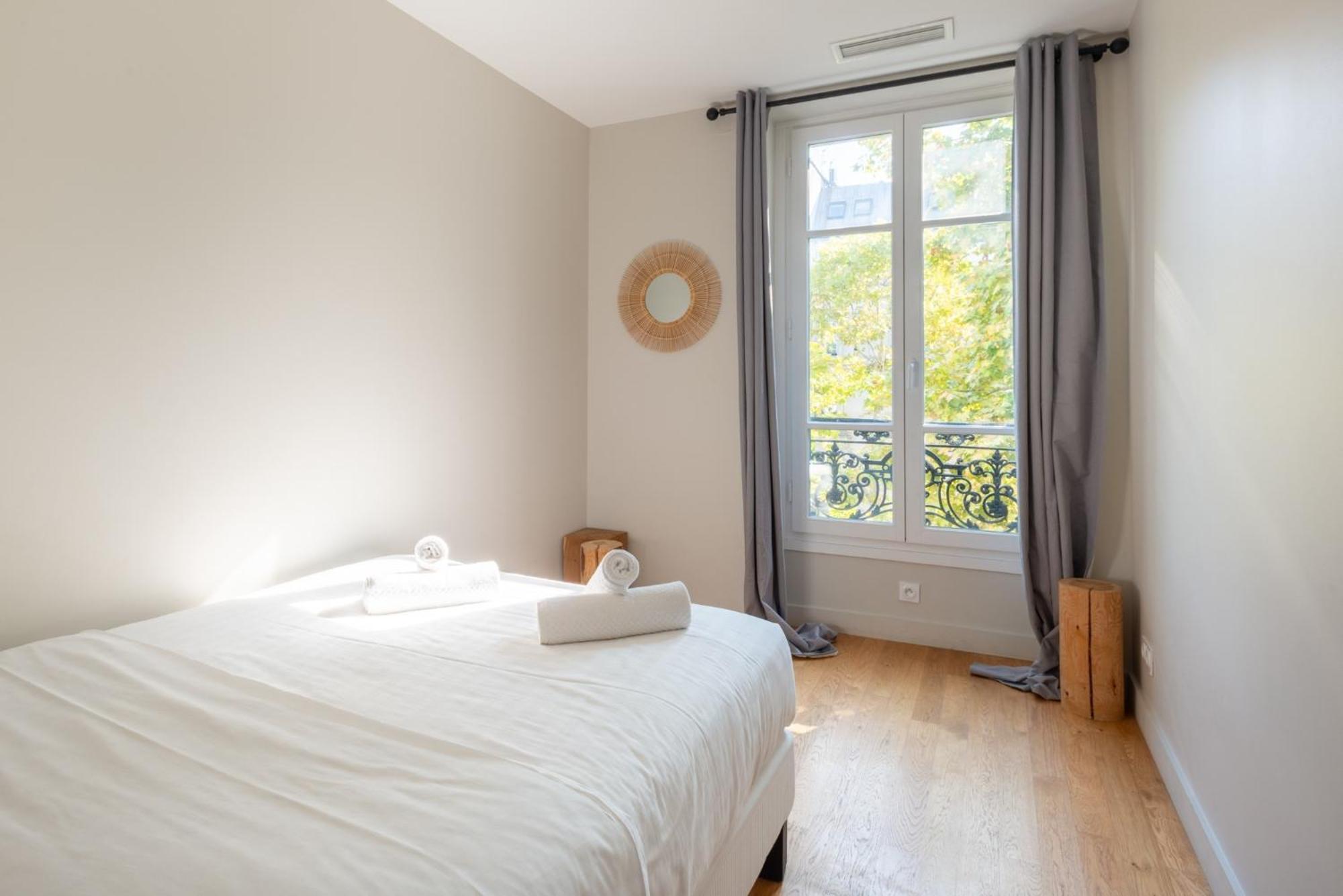 Stylish 2 Bedroom In Parigi